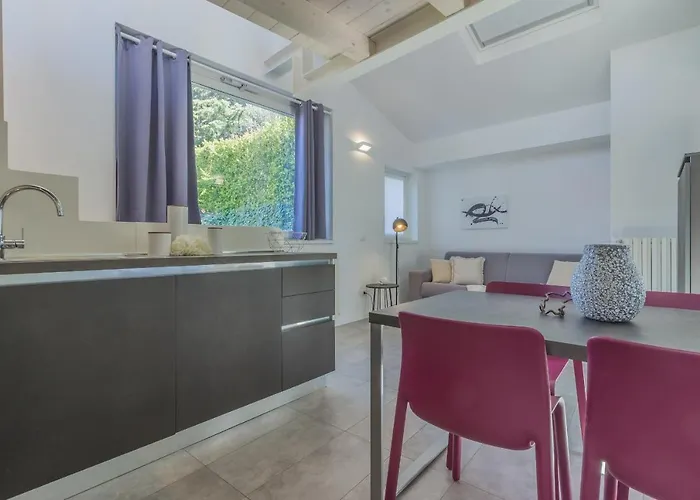 Διαμέρισμα La Terrazza Di Marta Βαρένα