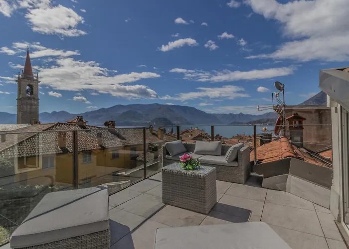 La Terrazza Di Marta Διαμέρισμα Βαρένα