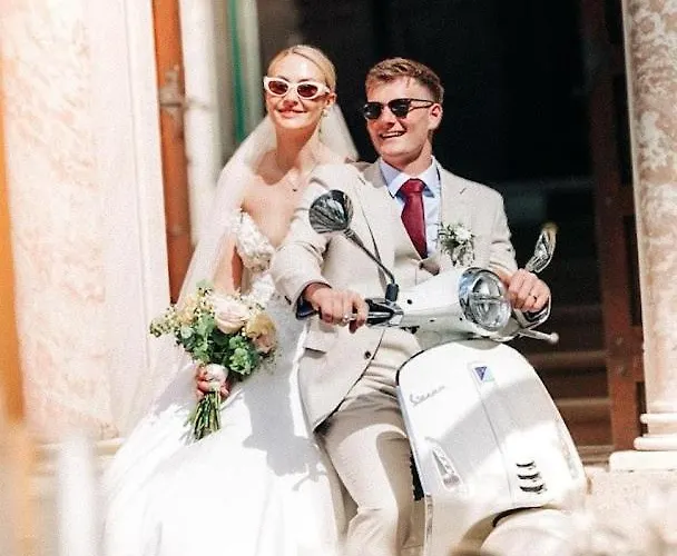 La Terrazza Di Marta Διαμέρισμα Βαρένα