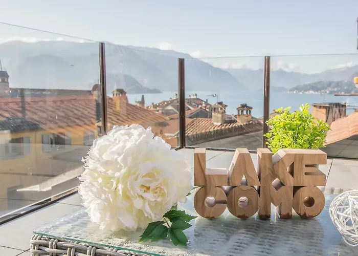 La Terrazza Di Marta Διαμέρισμα Βαρένα